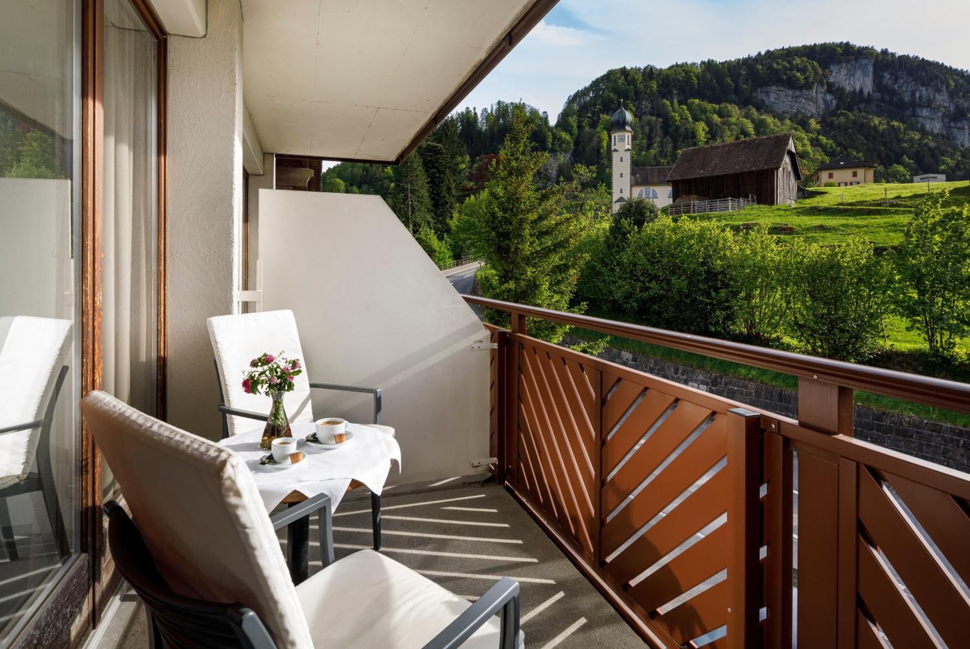 Hotel Und Naturhaus Bellevue Seelisberg Luaran gambar