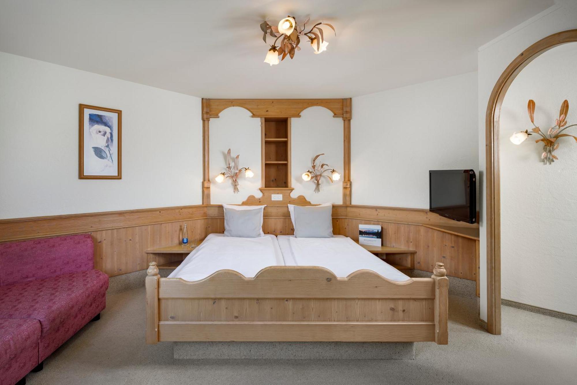 Hotel Und Naturhaus Bellevue Seelisberg Luaran gambar