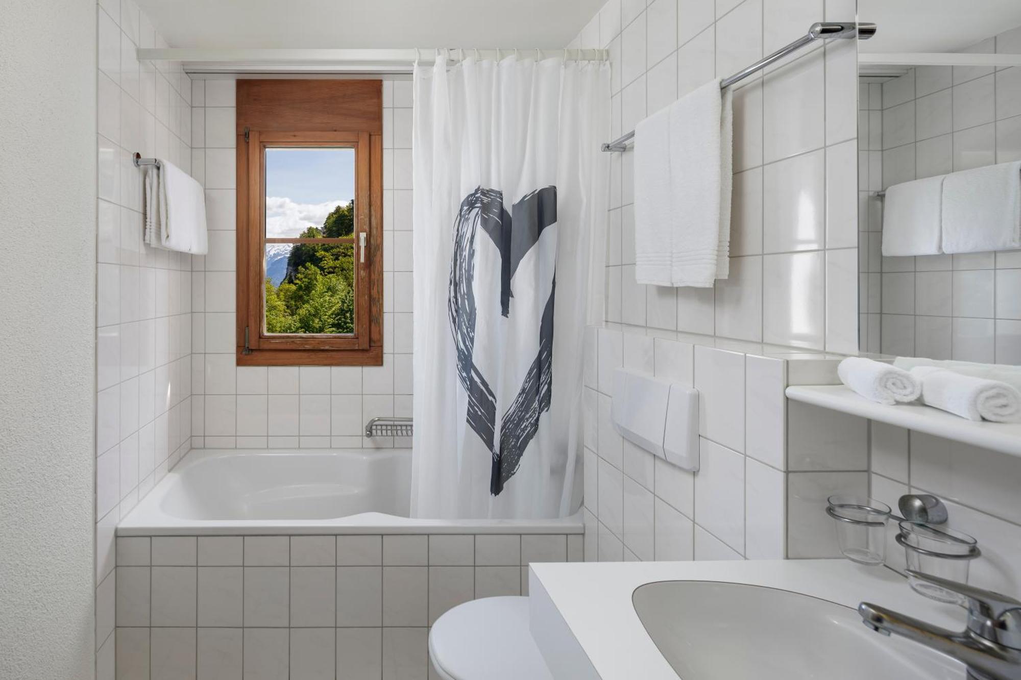 Hotel Und Naturhaus Bellevue Seelisberg Luaran gambar