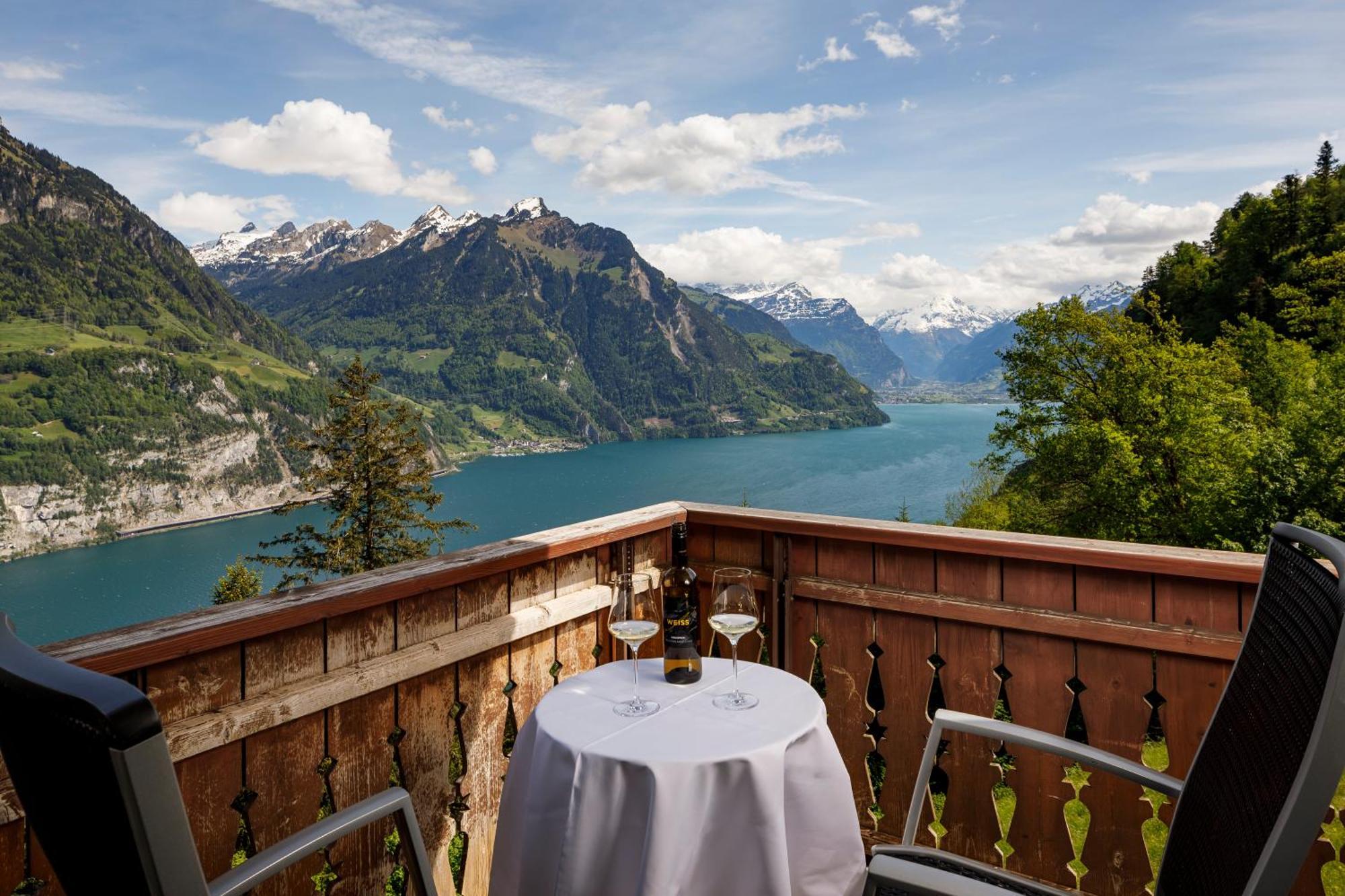Hotel Und Naturhaus Bellevue Seelisberg Luaran gambar