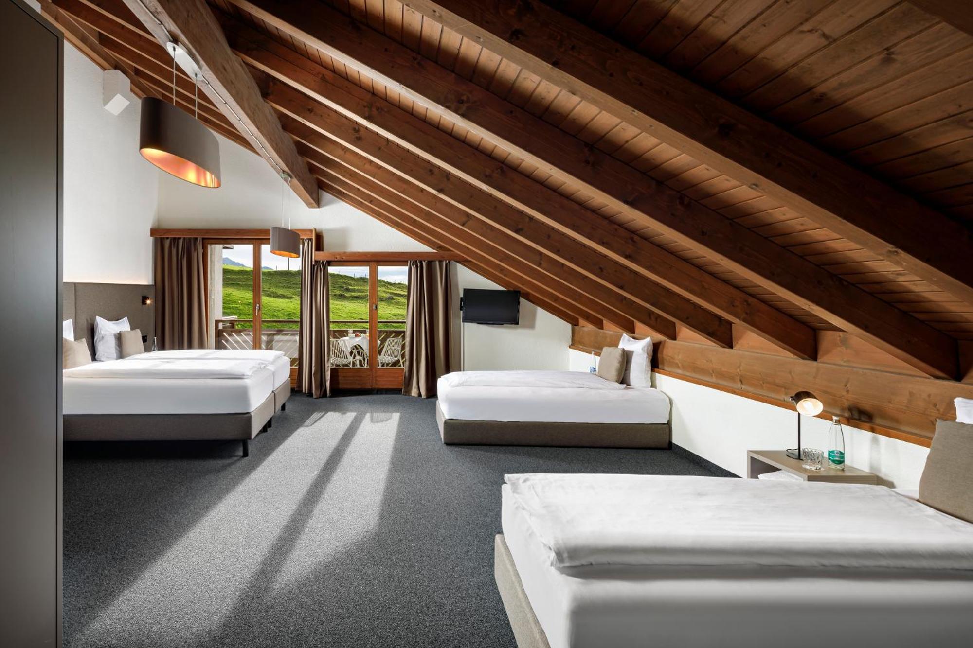 Hotel Und Naturhaus Bellevue Seelisberg Luaran gambar
